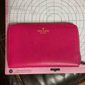 Kate Spade Grand Street Leather Zip Around Travel Wallet
